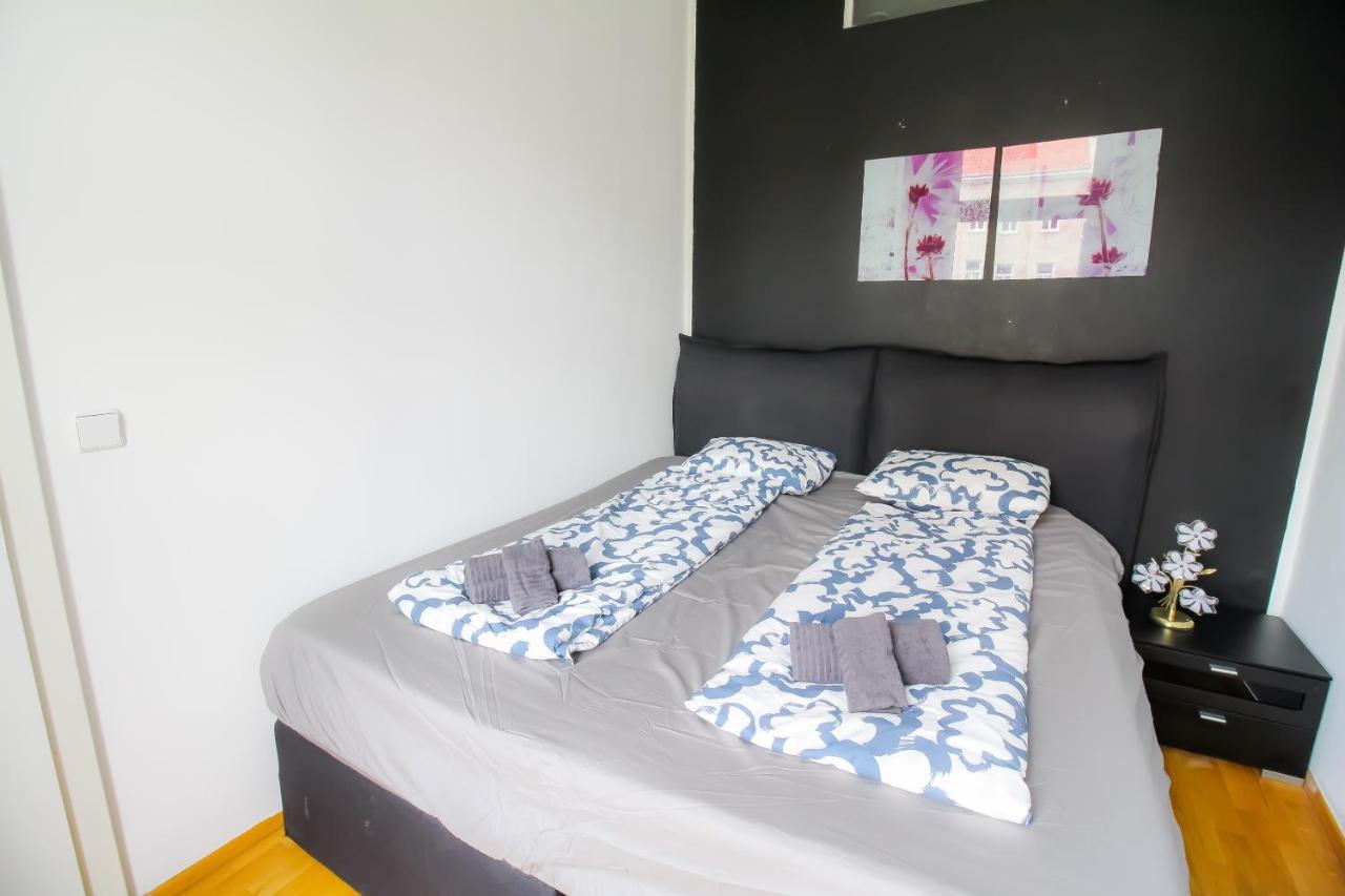 Deluxe Apartment 5P Mm A Вена Экстерьер фото