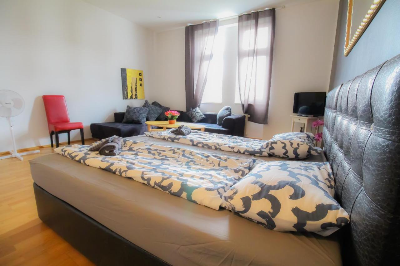 Deluxe Apartment 5P Mm A Вена Экстерьер фото